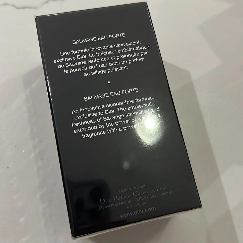 Brand new MEN Dior Sauvage eau forte 60ml
